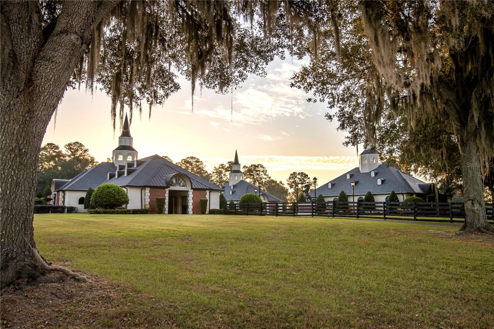 Exceptional Luxury Horse Farm for Sale – 190+ Acres